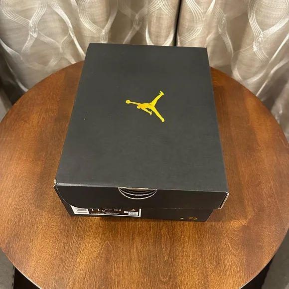 Kid’s Air Jordan 1 Retro High OG