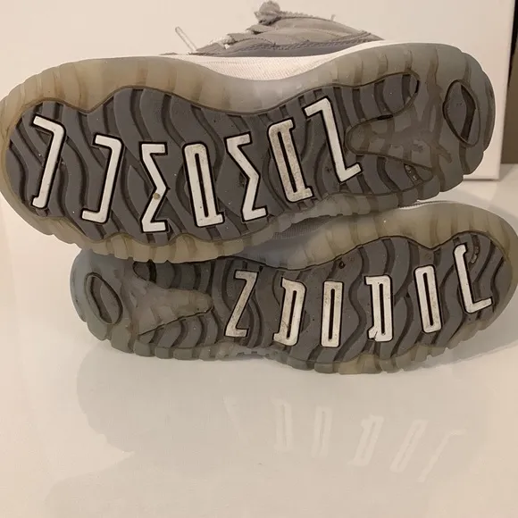 Kids Jordan 11 Retro ‘Cool Grey’