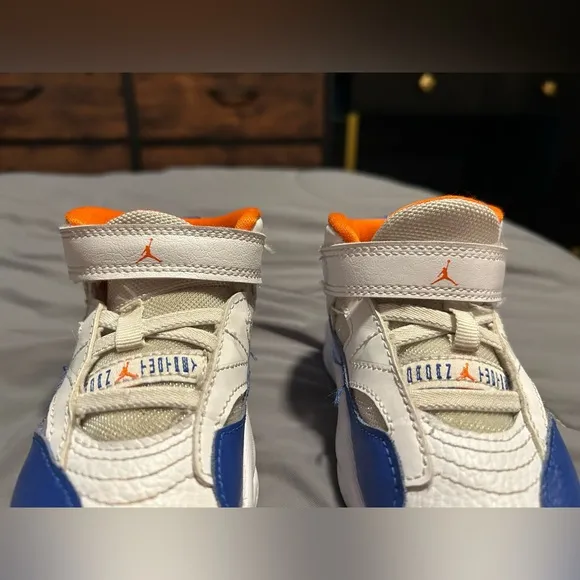 KIDS JORDAN ORANGE BLUE &amp; WHITE JUMPMAN TWO TRE