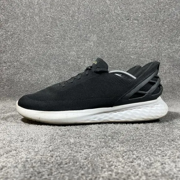 Kizik Athens Hands Free Slip On Black White Athletic Sneakers Shoes Mens Size 13