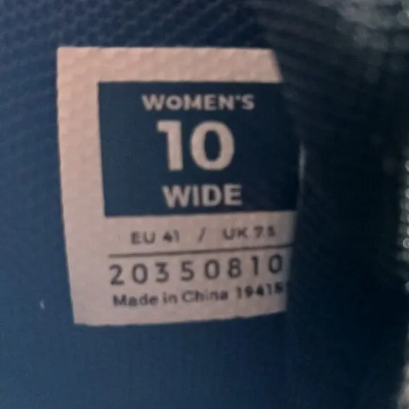 Kuru Women's Sneaker size 10 Wide Athletic Shoes
