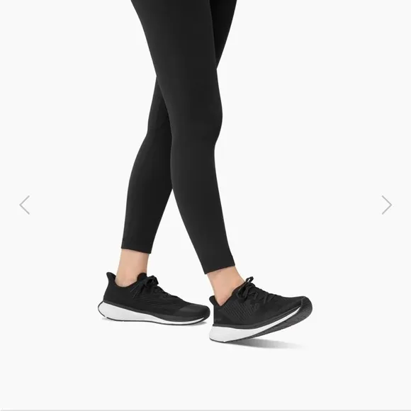 Lane Eight Relay Trainer Shadow Black Unisex Size 6.5W / 5.5M