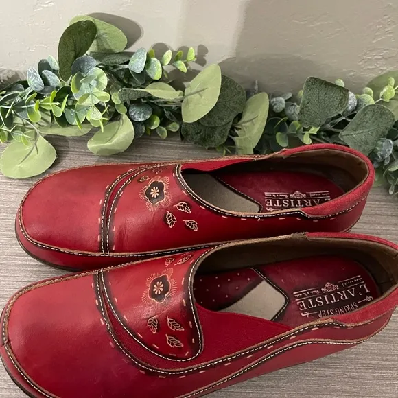 L'Artiste Burbank Women's Clogs Spring Step Painted Leather Red Size 40 / US 9.5