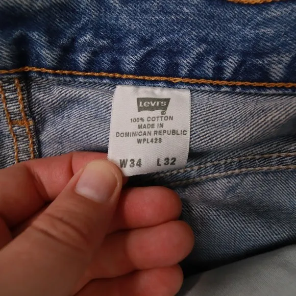 Levi's 501XX Men's Medium Wash Button Fly Jeans Y2K size 34x32 (act 32x31)