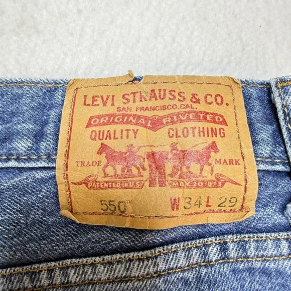 Levi's 550 mens 34X29 Relaxed Fit Jeans Light Wash Denim Pants Classic