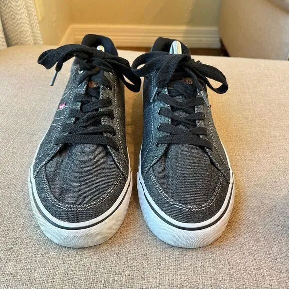 Levi’s Mens Turner Black Chambray Lace Up Sneakers size 10.5