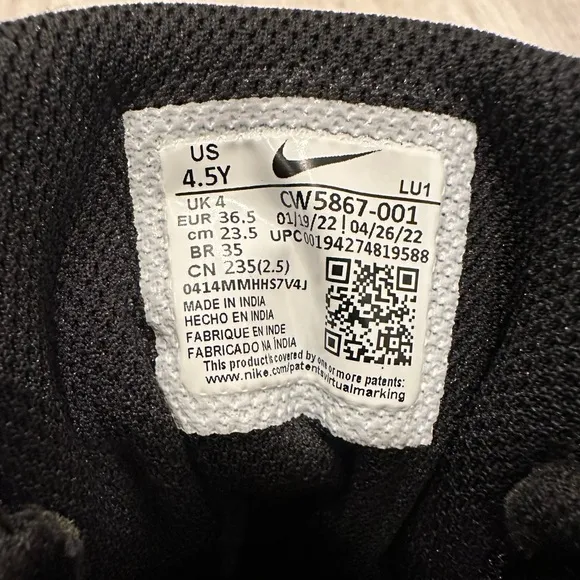 Literally perfect Nike Court Borough Mid 2 PS 'Triple Black’