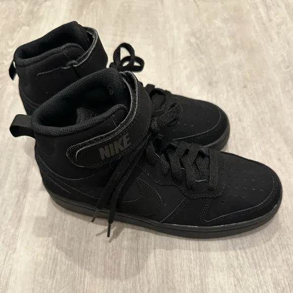 Literally perfect Nike Court Borough Mid 2 PS 'Triple Black’