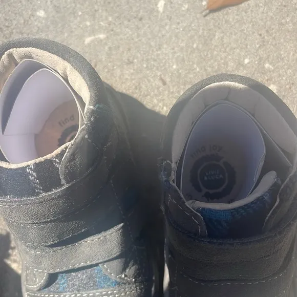 Livie &amp; Luca toddler size 5 flexible hi top shoe