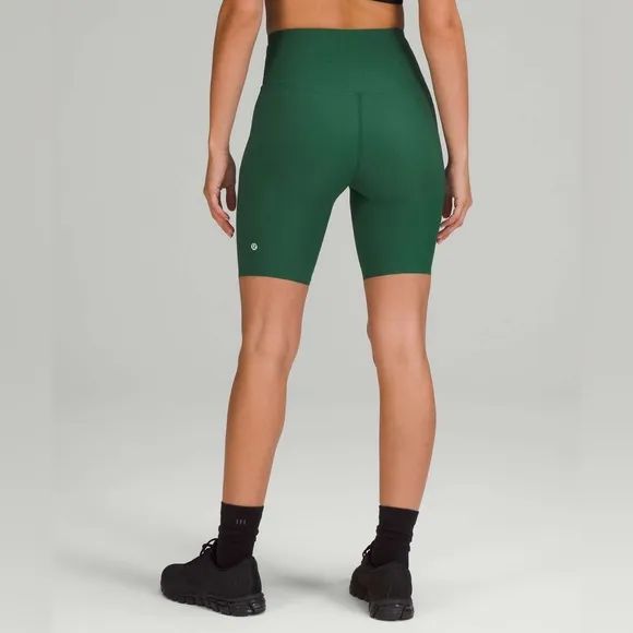 Lululemon Base Pace high rise, ribbed shorts Forrest Evergreen 6