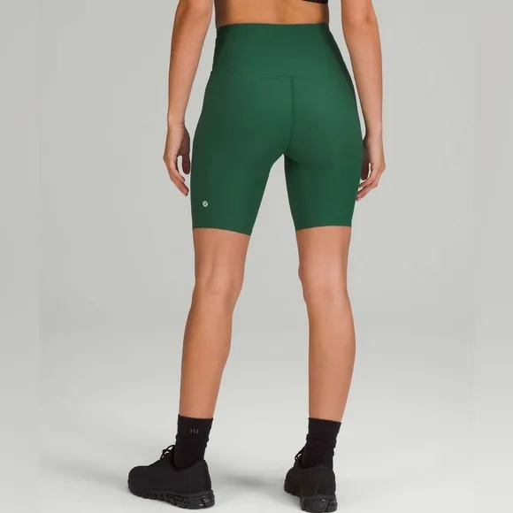 Lululemon Base Pace high rise, ribbed shorts Forrest Evergreen 6