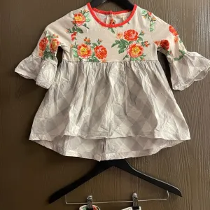 Matilda Jane Girls Floral Blouse buttoned up Top 6