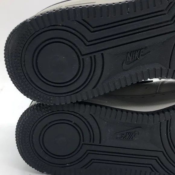 Mens Air Force 1 Low ESS NBY Grey/Black DV3892-900 USED Size 10 Without Box