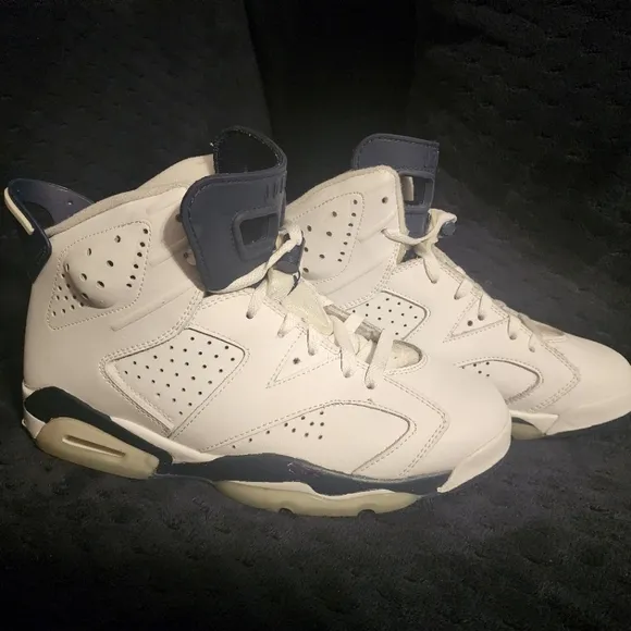Mens Air Jordan Retro 6 White Shoes Size 9