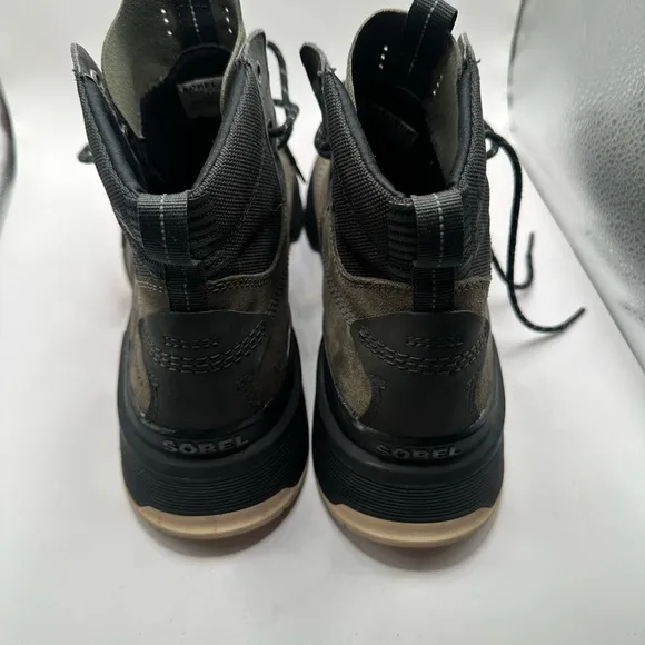 Men's Black and Gray High-Top Sneakers