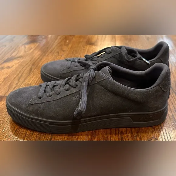 Men's Boss Rhys Dark Gray Suede Low Top Sneakers