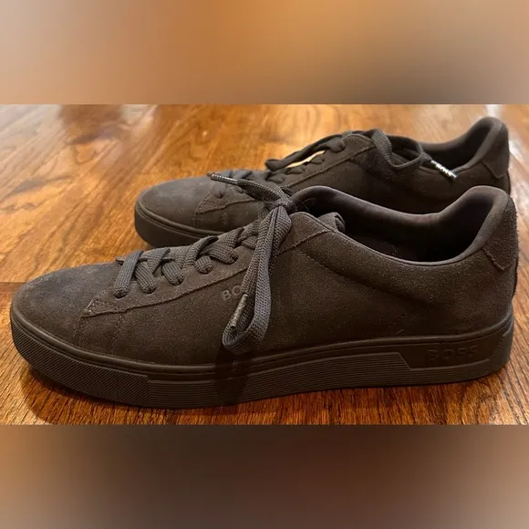 Men's Boss Rhys Dark Gray Suede Low Top Sneakers