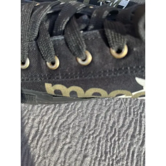 Men's Mecca Sean L Black Gold White USA Athletic Sneaker Size 12 low top