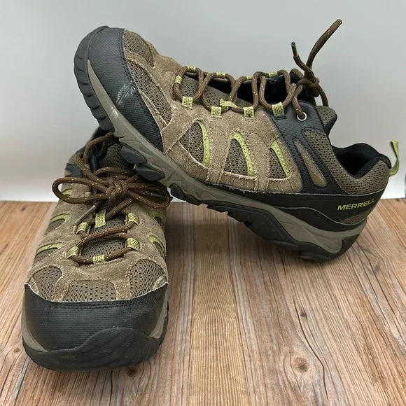 mens Merrell &quot;Boulder&quot; low top hiking shoes with select grip bottoms size 9.5
