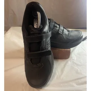 Men's New Balance 577 All Black Walking DSL-2 Shoes-Hook‎ &amp; Eye Straps-Size 13