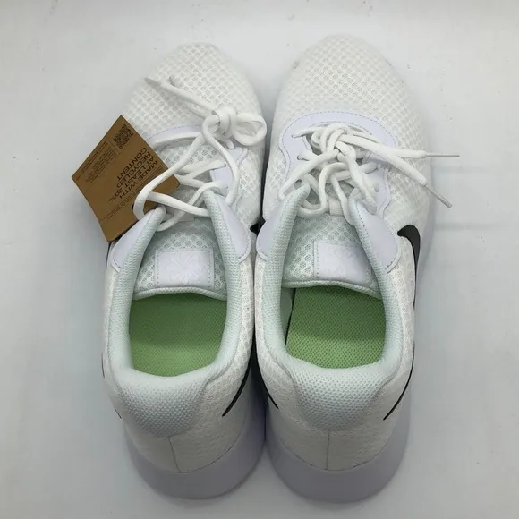 Men’s Nike Tanjun All White DJ6258-100 New with box