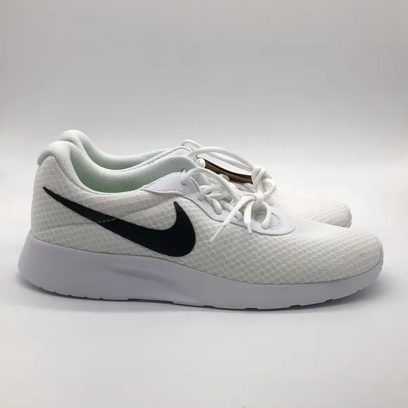 Men’s Nike Tanjun All White DJ6258-100 New with box