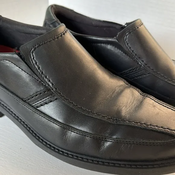 Mens Size 9 Black Shoes Pull on Walkability Trutech Lightweight Formal Rockport