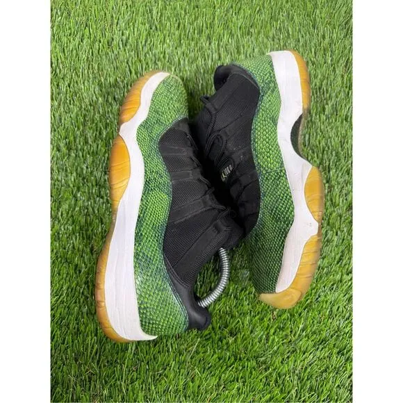 Men’s Size 9.5 Jordan 11 Retro Low Green Snake Skin 528895-033