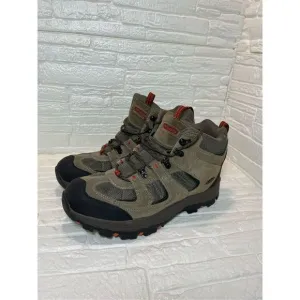 Mens Nevados Boomerang Mid Hiker shoes
