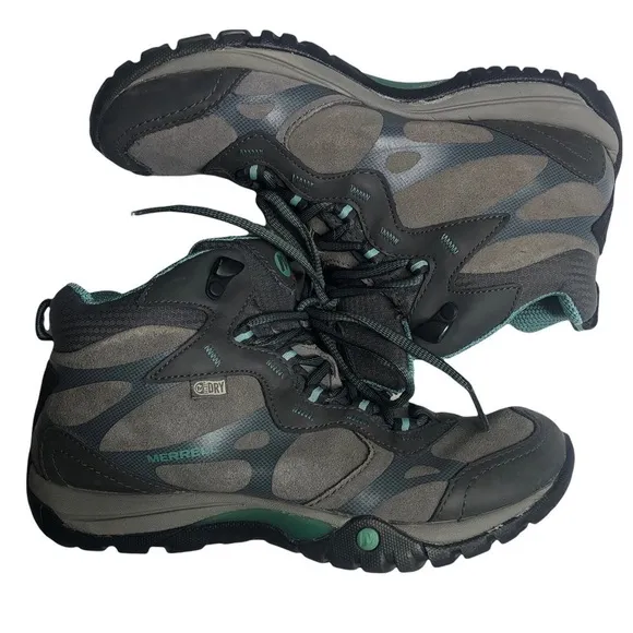Merrell Castle Rock performance shoes size 6.5