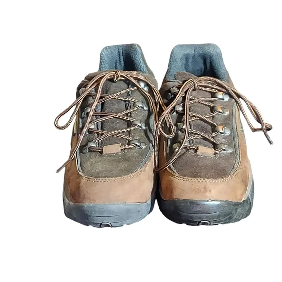 Merrell Cortina Brown Leather Waterproof Hiking Boots  Rugged Design Lace Up