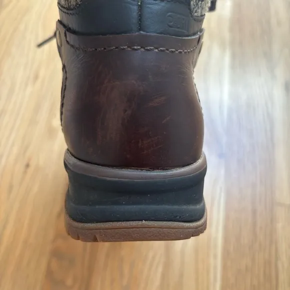 Merrell Eventyr Bluff Waterproof Hiking Black Brown Leather Boot Women 7