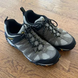 Merrell Men's Accentor 2 Vent Hiking Shoes Size 9.5 Boulder J48521 Waterproof