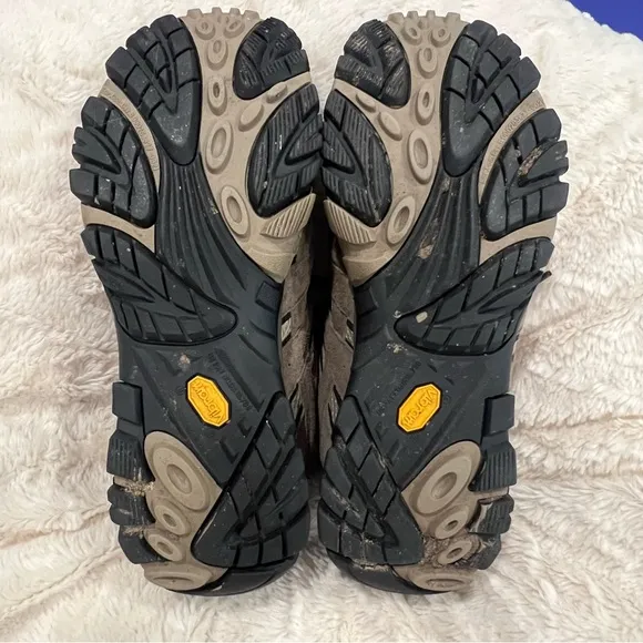 Merrell Men's sz 12 Hiking Shoes boots low top vibram soles waterproof rugged