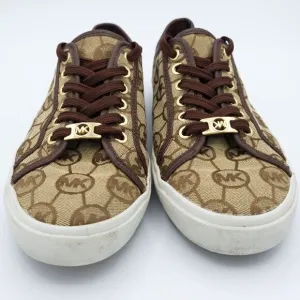 Micheal Kors Logo Shoes Size(8.5)