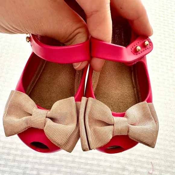 Mini Melissa Ultragirl Bow Jelly Shoes – Hot Pink, Size 6 Toddler