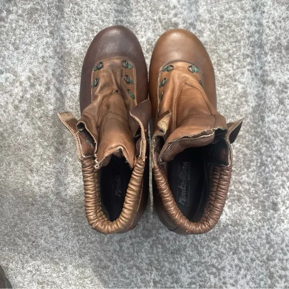 Monte Rosa Brown Hiking/Mountain Boots with Red Laces 10.5