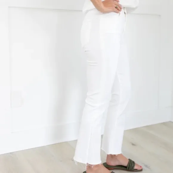 MOTHER Denim The Hustler Ankle Fray Flare Jeans White 32