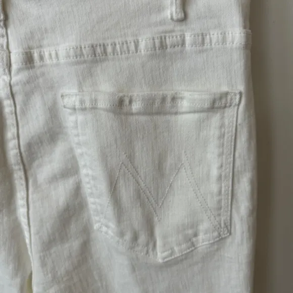 MOTHER Denim The Hustler Ankle Fray Flare Jeans White 32