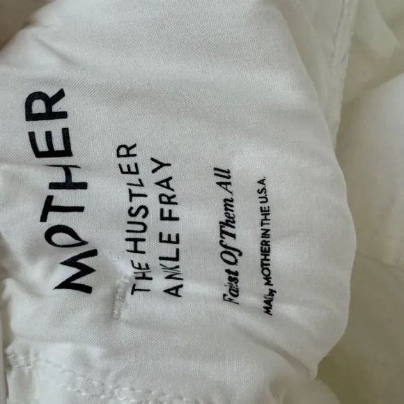 MOTHER Denim The Hustler Ankle Fray Flare Jeans White 32