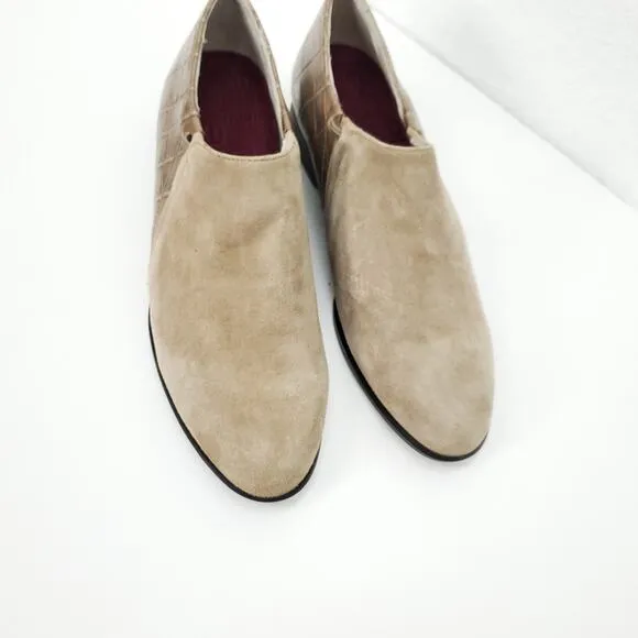 MUNRO Leather Medium Width Taupe Marteen Almond Toe Shoes