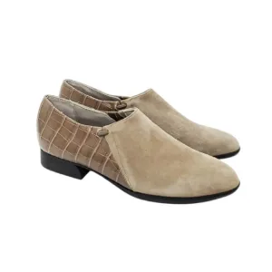 MUNRO Leather Medium Width Taupe Marteen Almond Toe Shoes
