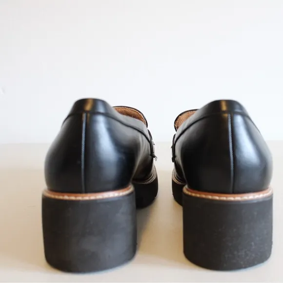 Naturalizer Cabana Lug Sole Slip on Loafer Lightweight Womens Black Shoes Size 9
