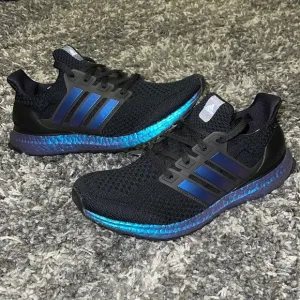 New ADIDAS UltraBoost DNA 5.0 Running Shoes in Black Metallic Blue