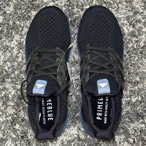 New ADIDAS UltraBoost DNA 5.0 Running Shoes in Black Metallic Blue