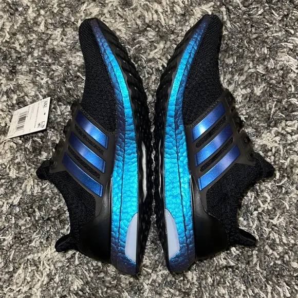 New ADIDAS UltraBoost DNA 5.0 Running Shoes in Black Metallic Blue