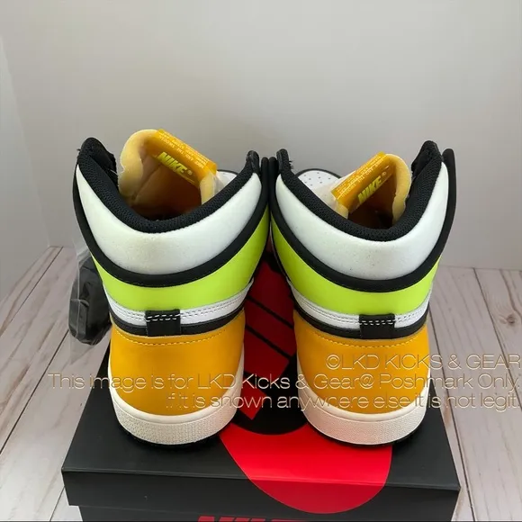 NEW AIR JORDAN 1 OG HIGH MENS VOLT