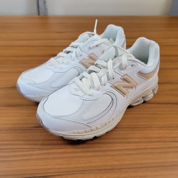 New Balance 2002R Big Kid 'Moonbeam Frappe' Big Kids Sz 4 GC2002VF