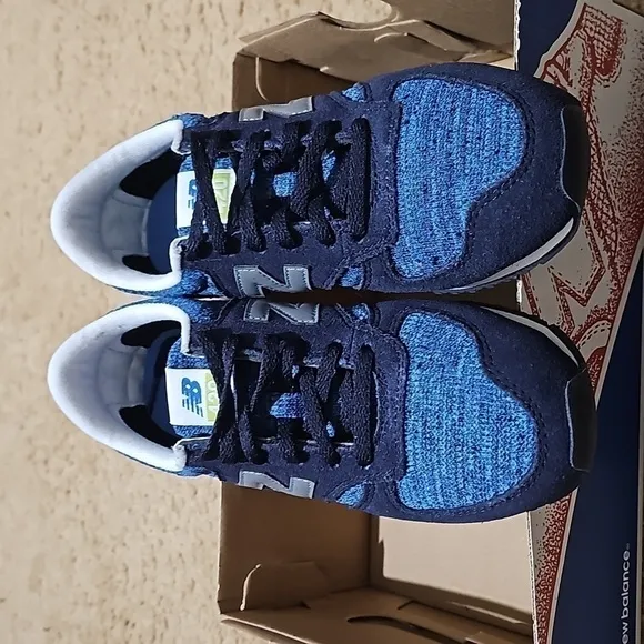 New Balance 420 Series Low Top Sneakers Shoes Size 7.5 NWT