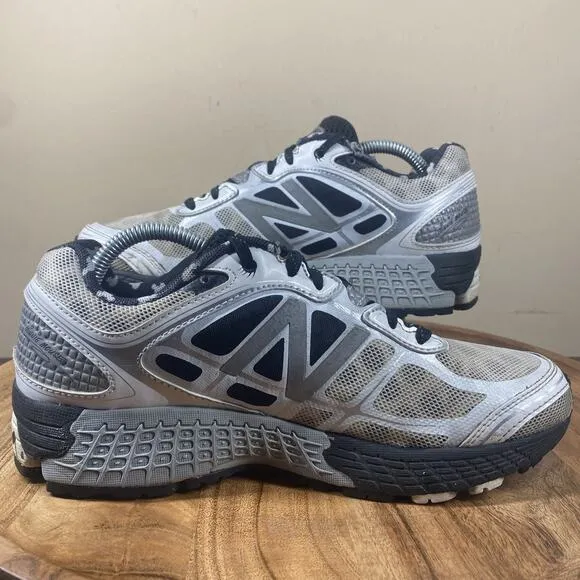 New Balance 860v5 RunDisney 2015 Minnie Mouse Womens Size 7.5 Gray Running Shoes